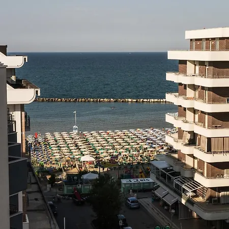 Hotel Fabius 3*
