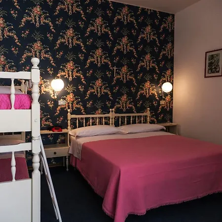 Hotell Fabius 3*