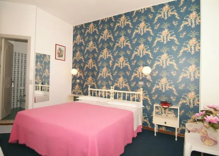 Ξενοδοχείο Fabius Μπελάρια-Ιτζέα Μαρίνα